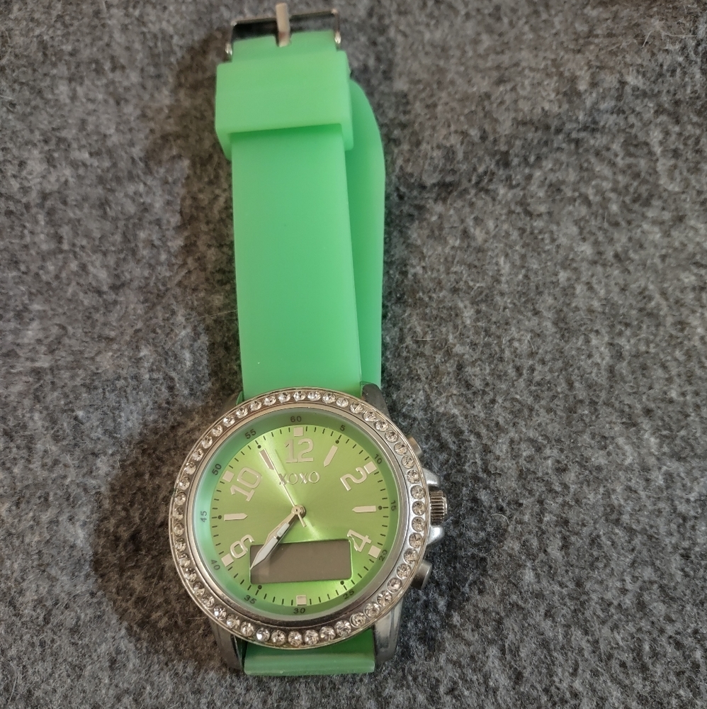 Xoxo neon Green watch